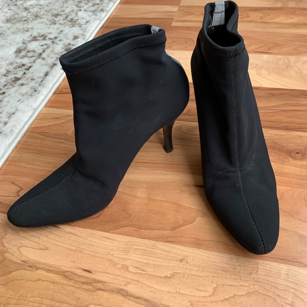 Skin tight booties - Picture 4 of 10